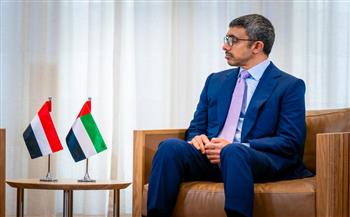 وزير الخارجية الإماراتي يلتقي نائب رئيس مجلس القيادة الرئاسي اليمني في نيويورك