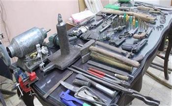 الأجهزة الأمنية تضبط ورشة لتصنيع الأسلحة النارية في المنيا