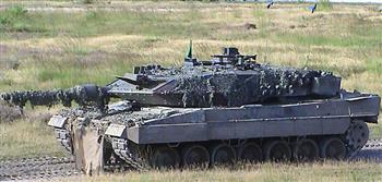 قوات الاستطلاع الروسية تدمر دبابة «ليوبارد» مع طاقم من الجيش الألماني