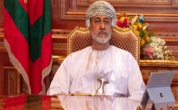 سلطنة عمان تدين تدنيس متطرفين لنسخ من المصحف الشريف في لاهاي 