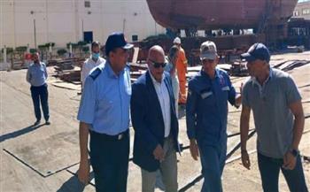 رئيس هيئة ميناء دمياط يتابع بناء 4 قاطرات جديدة بالشركة المصرية لإصلاح وبناء السفن