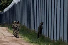 بولندا تفرض عمليات تفتيش على الحدود مع سلوفاكيا للحد من الهجرة غير الشرعية