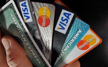 ضبط المتهمين بالاستيلاء علي بيانات بطاقات الدفع الإلكتروني في المنيا