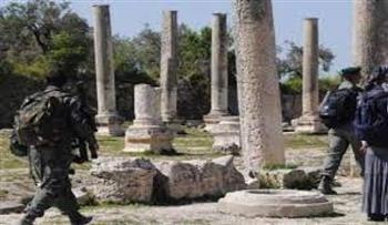 قوات الاحتلال الإسرائيلي تقتحم المنطقة الأثرية في سبسطية 