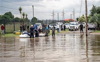 مصرع 8 أشخاص جراء الفيضانات في جنوب إفريقيا