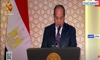 الرئيس للمصريين: «مش هقولكم اطمنوا بينا ولا بالحكومة اطمنوا بالله»