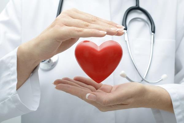 استشاري يوضح 10 نصائح للحفاظ على صحة القلب
