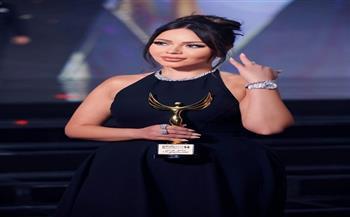 أسما إبراهيم تحصل على جائزة أفضل برنامج في مهرجان الفضائيات 