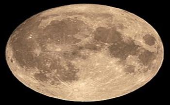 للمرة الأخيرة هذا العام.. القمر العملاق يزين السماء اليوم