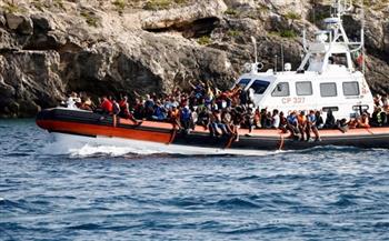 خفر السواحل الإيطالي ينقذ 177 شخصا بعد اشتعال النار في عبارة