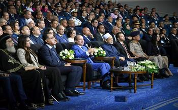 الرئيس السيسي: مصر واجهت تحديات كبيرة أنهت دول