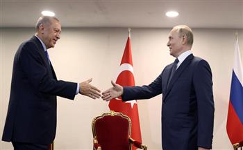 أردوغان يصل سوتشي للقاء بوتين