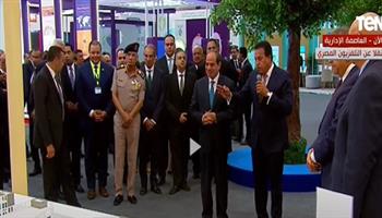 الرئيس السيسي يتفقد المعرض الطبي للمؤتمر العالمي للسكان 