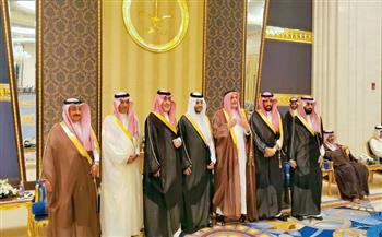 أمراء ووزراء ومسؤولون يحضرون حفل زفاف نايف بن عبود في السعودية 