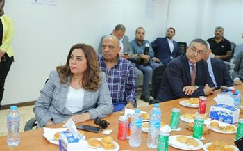 قطاع الأعمال ومحافظة دمياط يستعدان لإطلاق أول مصنع لإنتاج الجينز في مصر