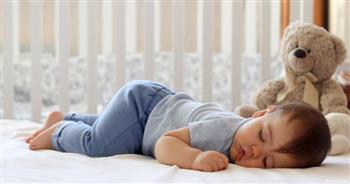 عدد ساعات نوم الاطفال في الشهر الثالث