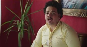 مصطفى غريب «نجار» في فيلم علام عام بطولة محمد إمام