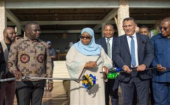 رئيسة تنزانيا تفتتح أول فندق مصري في القارة الأفريقية