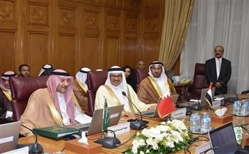 وزير الخارجية البحريني يشارك في اجتماع «متابعة تنفيذ القرارات» بالجامعة العربية