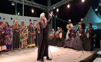 النيل للموسيقى والغناء تشدو بأغاني التراث الشعبي بمعرض السويس للكتاب
