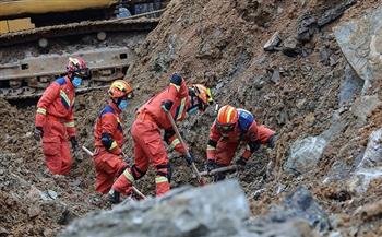 إصابة ثلاثة أشخاص وفقدان سبعة آخرين جراء انهيارات أرضية في شمال غربي الصين 