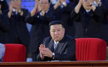 كوريا الشمالية تنظم عرضاً شبه عسكري بمناسبة ذكرى تأسيسها
