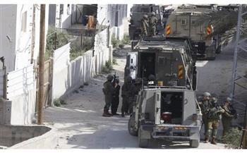 القوات الإسرائيلية تنفذ اقتحامات واسعة في الضفة الغربية