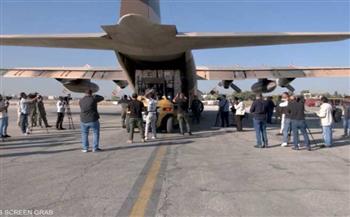 مطار العريش يستقبل طائرة إماراتية تحمل 10 أطنان مساعدات للفلسطينيين بغزة