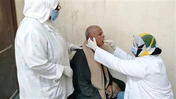 محافظ المنيا: علاج 11 ألفا و719 مواطنا في 7 قوافل طبية في ديسمبر الماضي