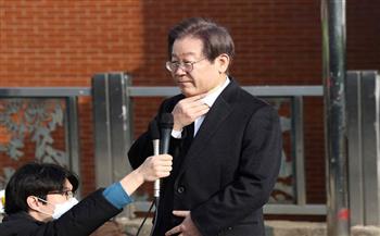 بعد الهجوم عليه.. زعيم الحزب الديمقراطي المعارض في كوريا الجنوبية يوجه رسالة هامة