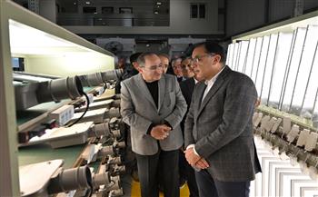 رئيس الوزراء يزور مصنع سيراج " فلير" لإنتاج أجهزة الإضاءة     