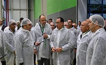 رئيس الوزراء يتفقد مصنع "حياة إيجيبت" للمنتجات الصحية بالمنطقة الاقتصادية لقناة السويس