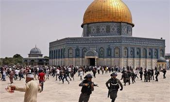 الاحتلال الإسرائيلي يواصل منع الفلسطينيين من الوصول إلى المسجد الأقصى