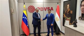 وزير البترول الفنزويلي يشيد بالإمكانيات المصرية المتزايدة في مجال البترول والغاز الطبيعي
