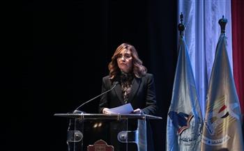 وزيرة الثقافة تستعرض فعاليات الدورة الـ55 من معرض القاهرة الدُولي للكتاب