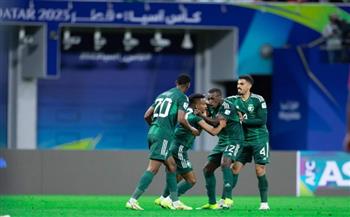 السعودية تحول تأخرها بهدف لفوز مثير على عمان في كأس آسيا 