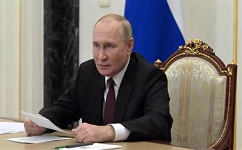بوتين: تماسك المجتمع الروسي ومتانة الاقتصاد يشكلان صدمة للخصم