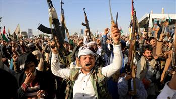 واشنطن تسمح بإجراء معاملات محددة مع الحوثيين بعد إعادة إدراجهم كإرهاب