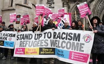 القاهرة الإخبارية: البعض يرى الخطة الجديدة لترحيل اللاجئين من بريطانيا تسيء لصورتها بالخارج