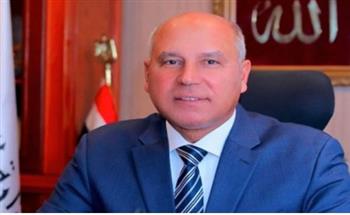 وزير النقل يكشف رد فعل الرئيس السيسي بعد انطلاق أول شاحنة من الأردن للإسكندرية