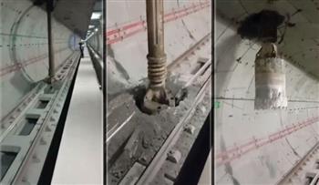 آلة حفر تخترق بالخطأ مترو أنفاق إسطنبول وانقطاع الكهرباء ينقذ الموقف (فيديو)