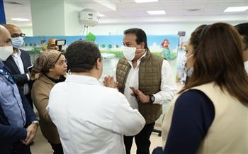 وزير الصحة يتفقد مستشفى كوم حمادة.. ويوجه بمتابعة معدلات الولادة القيصرية 