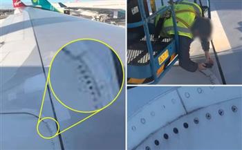 راكب يكتشف شيئًا خطيرًا يتسبب في إلغاء رحلة طيران قبل لحظات من إقلاعها «فيديو»