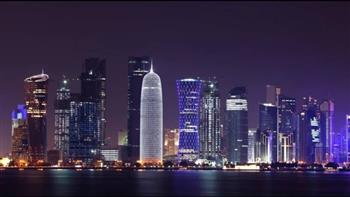 موديز ترفع تصنيف قطر وتغير نظرتها المستقبلية إلى مستقرة