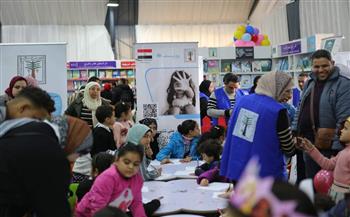 «قومي الطفولة» يقدم استشارات نفسية مجانية وورش للأطفال بمعرض الكتاب  