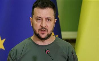 زيلينسكي يطالب بمرور المساعدات الأوروبية للاجئين الأوكران عبر ميزانية الدولة أولًا
