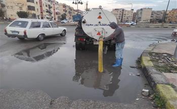 محافظ بورسعيد: انتشار سيارات شفط وكسح مياه الأمطار بجميع الأحياء 