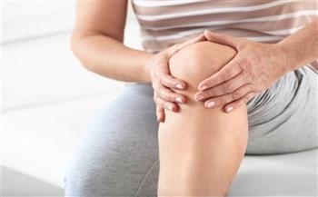 في سن الـ50.. أسباب ألم الركبة لدى النساء وطرق علاجه