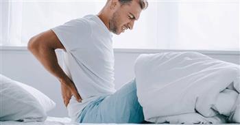 أسباب ألم الظهر عند الاستيقاظ من النوم