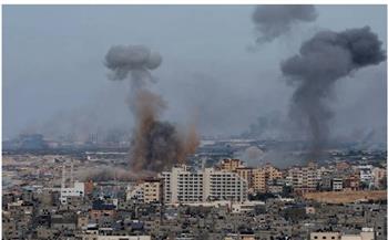 طيران العدوان الإسرائيلي يستمر في شن الغارات فوق قطاع غزة